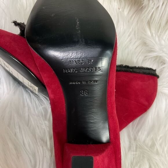 NEW Marc by Marc Jacobs Leather Red Velvet Trim Pointed Toe Pumps US 6 EUR 36 - Picture 9 of 13